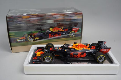 1:18 MINICHAMPS 113190133 Aston Martin Red Bull Racing RB15 Australia GP 2019 M.Verstappen