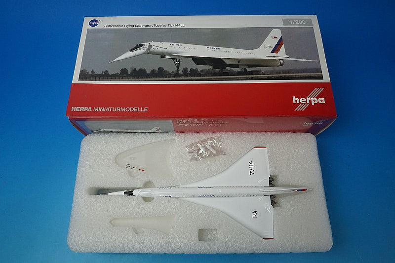 1:200 Tupolev Tu-144LL (Modified Research Aircraft) NASA Russia-US Joint Test RA-77114 557481 Herpa