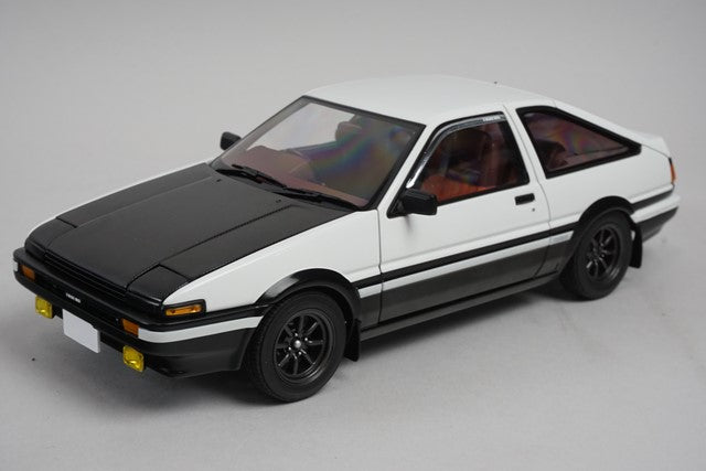 1:18 AUTOart 78797 Toyota Sprinter Trueno AE86 Initial D Project D Ver.