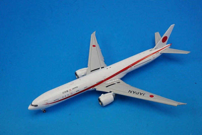 1:400 B777-300ER JASDF 701 #80-1111 GMJSD086F Gemini