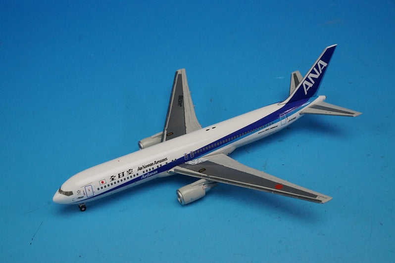 1:400 B767-300ER ANA JA8286 NH40041 ANA