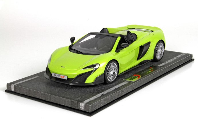 BBRC1817AV BBR 1:18 McLaren 675LT Spider Venom Citrine with display case