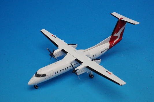 1:200 DHC-8 Q300 QantasLink VH-TQE G2QFA837 Gemini airplane model