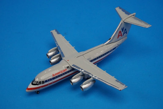 1:400 BAe146 / RJ-85 AA American Airlines N696AA GJAAL759 Gemini airplane model