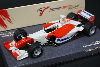 1:43 MINICHAMPS 400020174 Panasonic Toyota F1 TF102 Promotion Show Car 2002