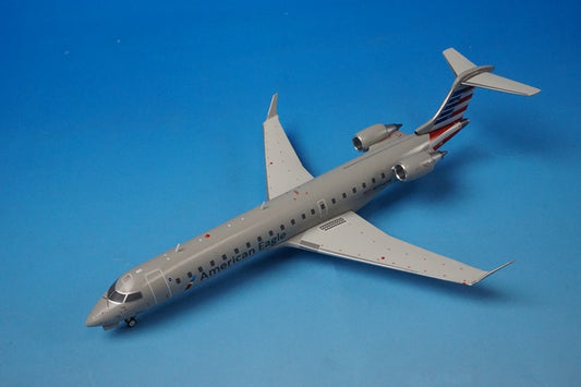 1:200 AA American Airlines Bombardier CRJ700ER American Eagle N706SK G2AAL1020 gemini airplane moel