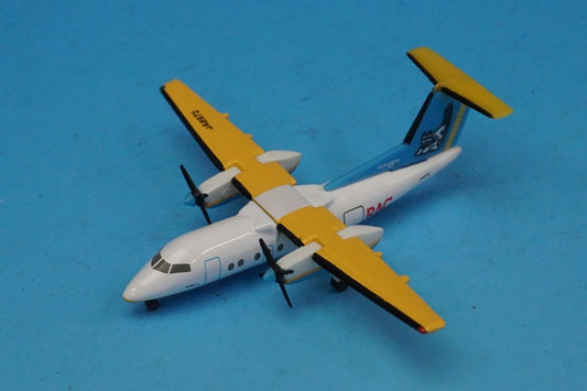 1:500 DHC-8-100 RAC Ryukyu Air JA8972 511438 Herpa airplane model