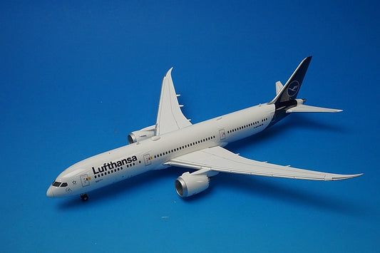 1:200 B787-9 Lufthansa Berlin D-ABPA 572033 Herpa