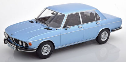 KKDC180401 KK scale 1:18 BMW 3.0S E3 2.Series 1971 Light Blue Metallic