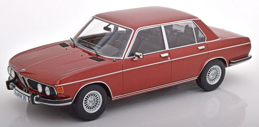 KKDC180402 KK scale 1:18 BMW 3.0S E3 2.Series 1971 Red/Brown Metallic