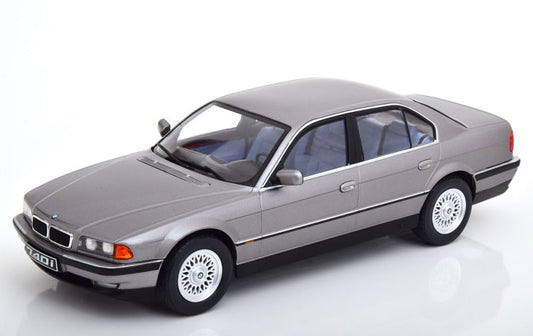 KKDC180363 KK scale 1:18 BMW 740i E38 1.series 1994 Silver