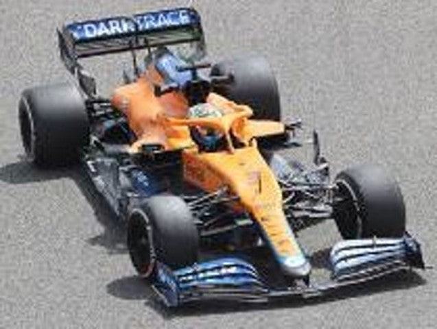 537214303 MINICHAMPS 1:43 McLaren F1 MCL35M Daniel Ricciardo Bahrain GP2021