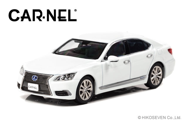 CN431401 CAR-NEL 1:43 Lexus LS600h Version L UVF45 2014 White Pearl Crystal Shine