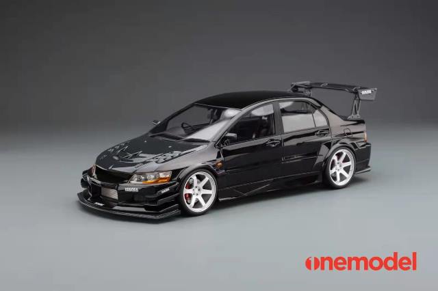 20C03-25 onemodel 1:18 Mitsubishi Voltex EVO IX Carbon Bonnet Version Black