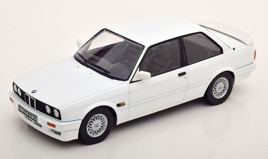 KKDC180882 KK scale 1:18 BMW 320iS E30 Italo M3 1989 White