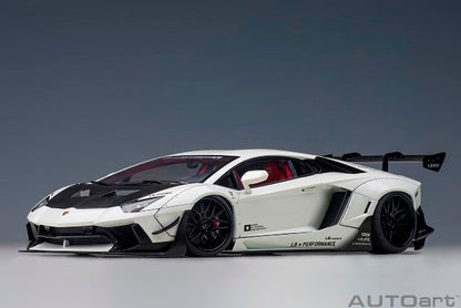 79241 AUTOart 1:18 LIBERTY WALK LB-WORKS Lamborghini Aventador Limited Edition (Metallic White)