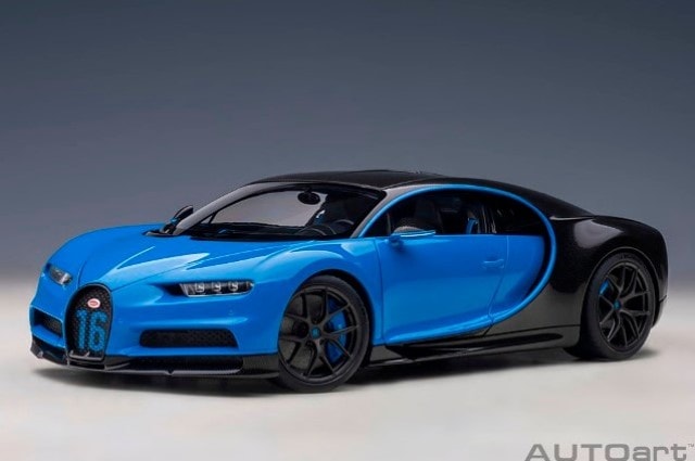 70997 AUTOart 1:18 Bugatti Chiron Sports 2019 French Blue / Carbon Black