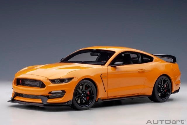 72929 AUTOart 1:18 Ford Shelby GT350R Metallic Orange model car