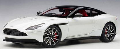 70266 AUTOart 1:18 Aston Martin DB11 Metallic White model car