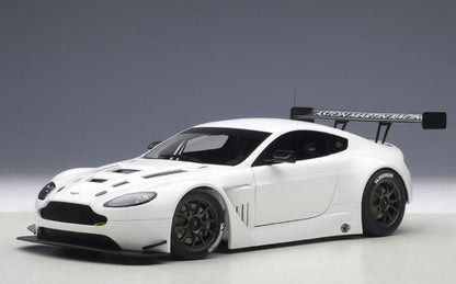 81307 AUTOart 1:18 Aston Martin V12 Vantage GT3 2013 White