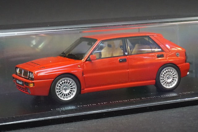 1:43 SPARK S8994 Lancia Delta HF Integrale Evolution 2 1993 Red model car