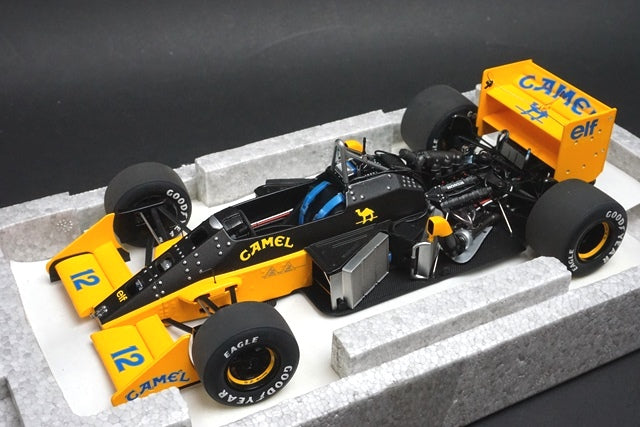 1:18 AUTOart 88728 Team Lotus Type 99T F1 Japan GP A.Senna 1987 #12 model car