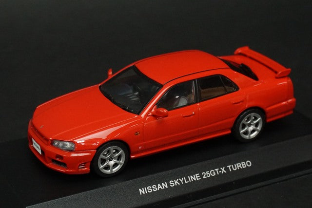 1:43 KYOSHO K03251R Nissan Skyline 25GT-X Turbo 1998 Active Red