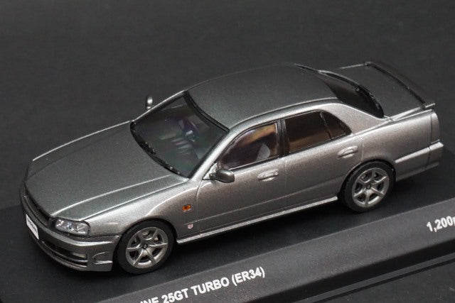 1:43 KYOSHO K03252S Nissan Skyline 25GT Turbo ER34 Sparkling Silver