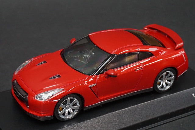 1:43 KYOSHO K03741R Nissan GT-R R35 2008 Vibrant Red model car