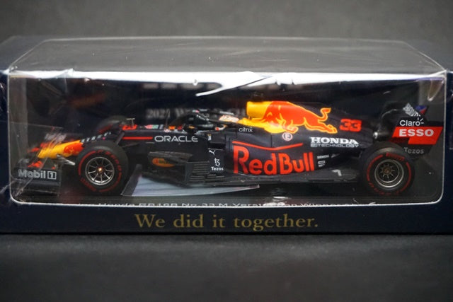 1:43 SPARK SCS221 Red Bull Racing Honda RB16B Abu Dhabi GP 2021 Winner #33 M.Verstappen