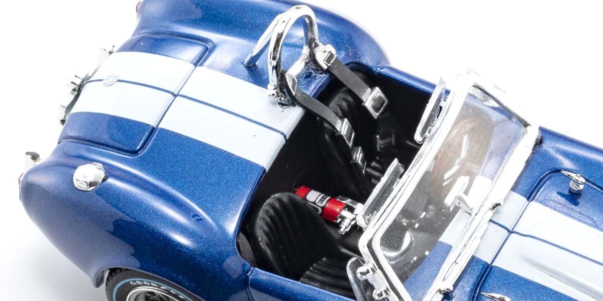 KS03018MBL KYOSHO 1:43 Shelby Cobra 427 S/C Normal Screen Blue