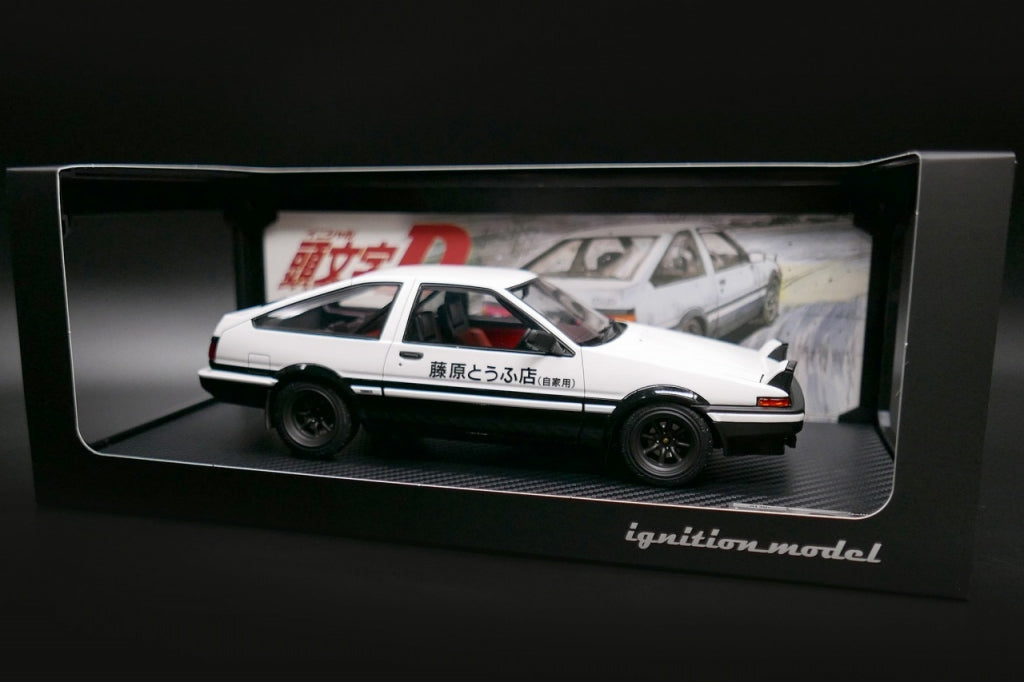 IG2871 ignition model 1:18 INITIAL D Toyota Sprinter Trueno 3Dr GT Apex AE86 White/Black