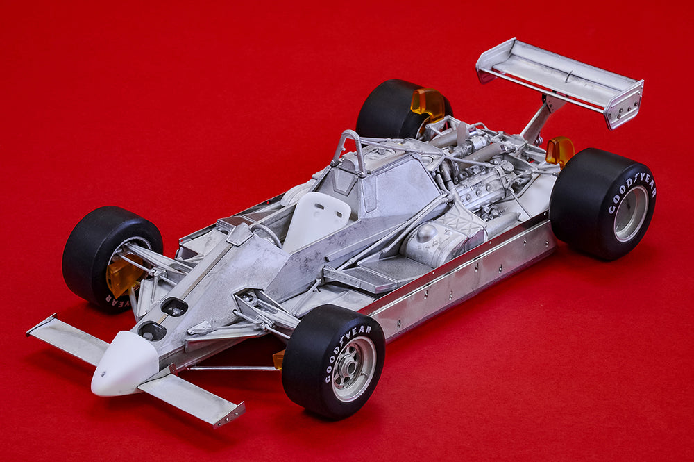 [ Back-order ] Model Factory HIRO  K795 1:20 126C2 Ver.A 1982 Rd.2 Brazilian GP #27 Gilles Villeneuve Fulldetail Kit