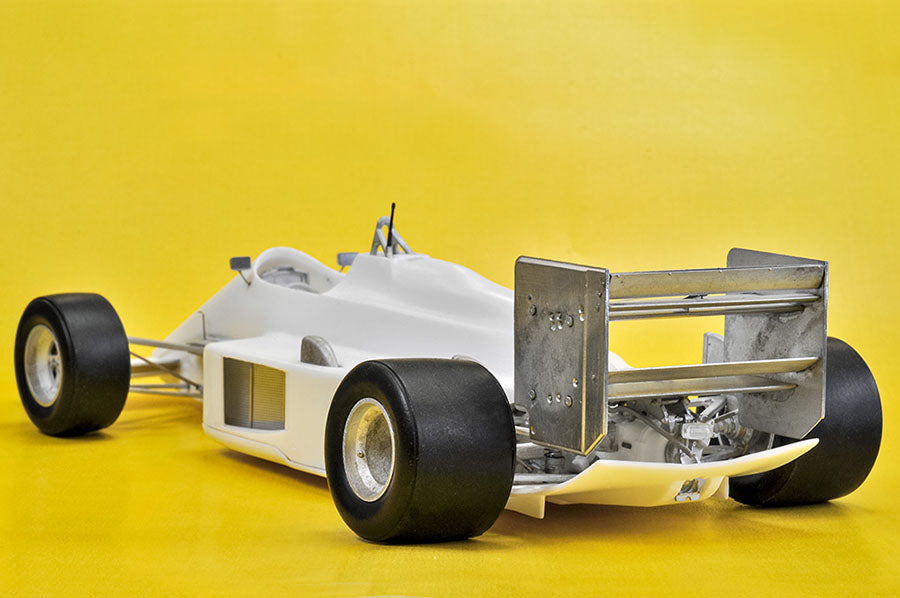 [ Back-order ] Model Factory HIRO  K730 1:20 Fulldetail Kit LOTUS TYPE 99TB 1987 Rd.15 Japanese GP #11 S.Nakajima #12 A.Senna MFH