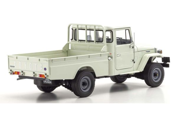 KS08958W KYOSHO 1:18 Toyota Land Cruiser 40 White