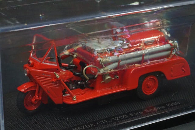 1:43 EBBRO 44111 Mazda CTL/1200 Fire Engine 1950 Red