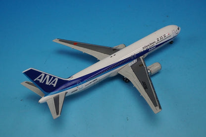 1:400 B767-300ER ANA JA8286 NH40041 ANA