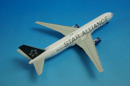 1:400 B767-300 UNITED Airlines Star Alliance N653UA 561037 Herpa airplane model