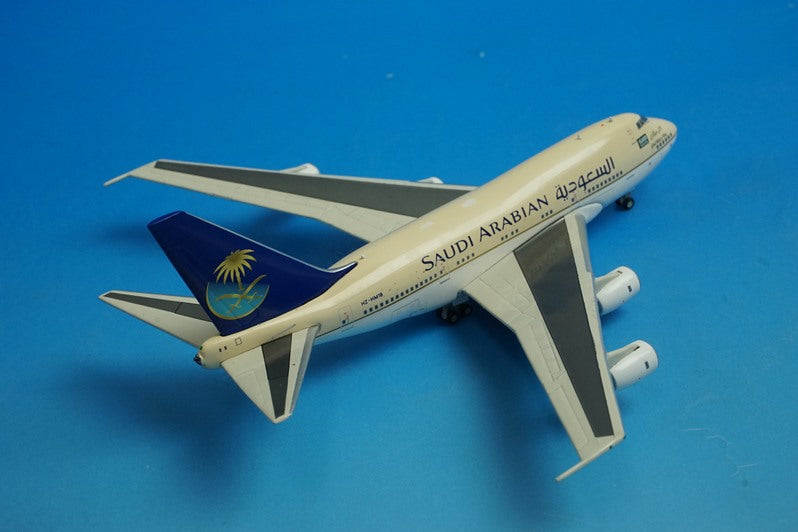 1:400 B747SP Saudi Arabian HZ-HM1B GJSVA1639 Gemini airplane model