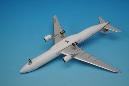 1:500 A330-300 Iberia EC-LUK 524551 Herpa airplane model