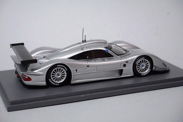 1:43 SPARK S0995 Mercedes CLR Silver