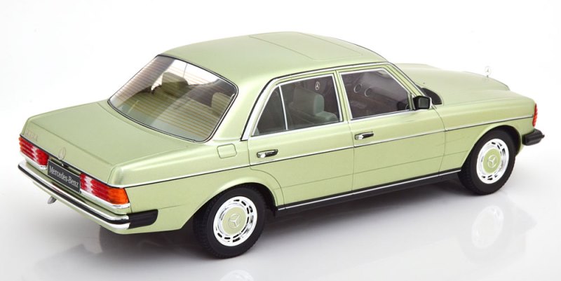 KKDC180353 KK scale 1:18 Mercedes 280E W123 1977 Light Green Metallic