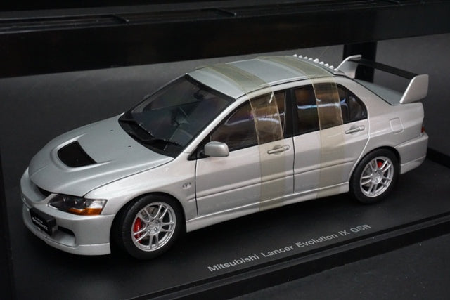 1:18 AUTOart 77191 Mitsubishi Lancer EVO IX GSR 4 GSR Silver model car