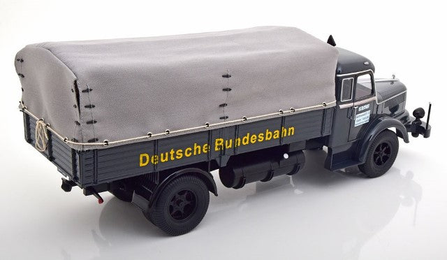 RK180134 ROAD KINGS 1:18 Krupp Titan SWL 80 Canvas Top 1950-1954 Deutsche Bundesbahn Dark Grey