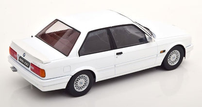 KKDC180882 KK scale 1:18 BMW 320iS E30 Italo M3 1989 White