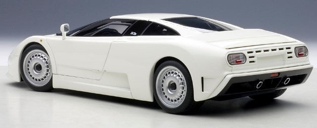 70978 AUTOart 1:18 Bugatti EB110 GT White model car