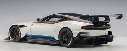 70261 AUTOart 1:18 Aston Martin Vulcan Metallic White / Blue & Red Stripe model car