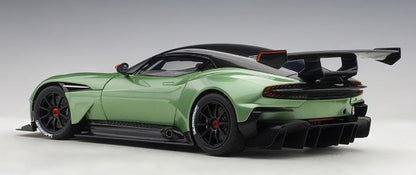 70263 AUTOart 1:18 Aston Martin Vulcan Metallic Green model car