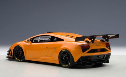 81357 AUTOart 1:18 Lamborghini Gallardo GT3 FL2 2013 Orange