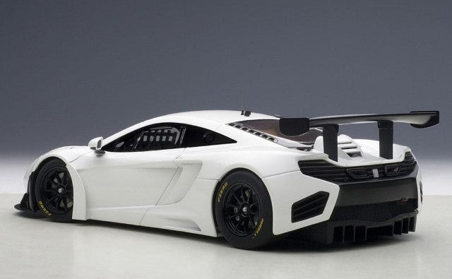 81341 AUTOart 1:18 Mclaren MP4-12C GT3 White